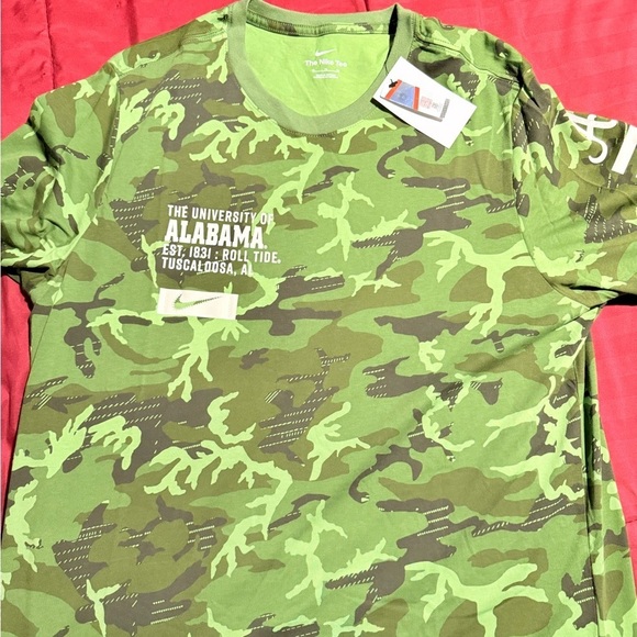 Green Camouflage University of Alabama T-Shirt - Picture 1 of 5